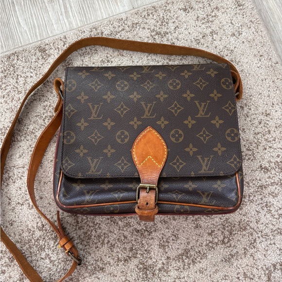 Authentic Louis Vuitton cartouchiere GM monogram crossbody vintage - Picture 2 of 13
